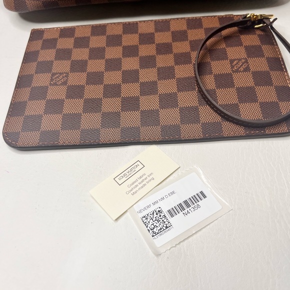 Louis Vuitton Neverfull MM Damier Ebene Tote - NEW - Picture 2 of 16